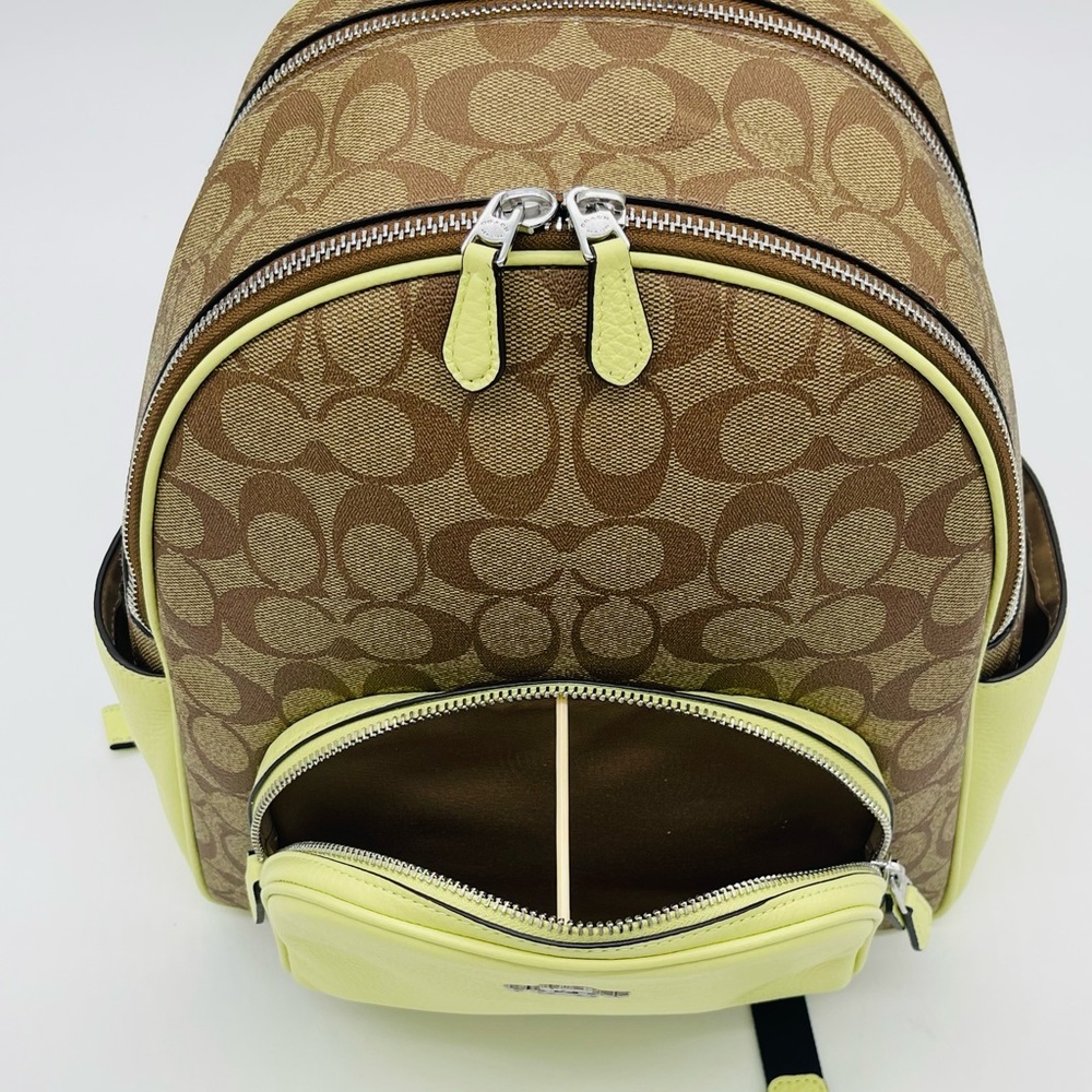 Coach Court Backpack in Signature Canvas - Picture 4 of 12